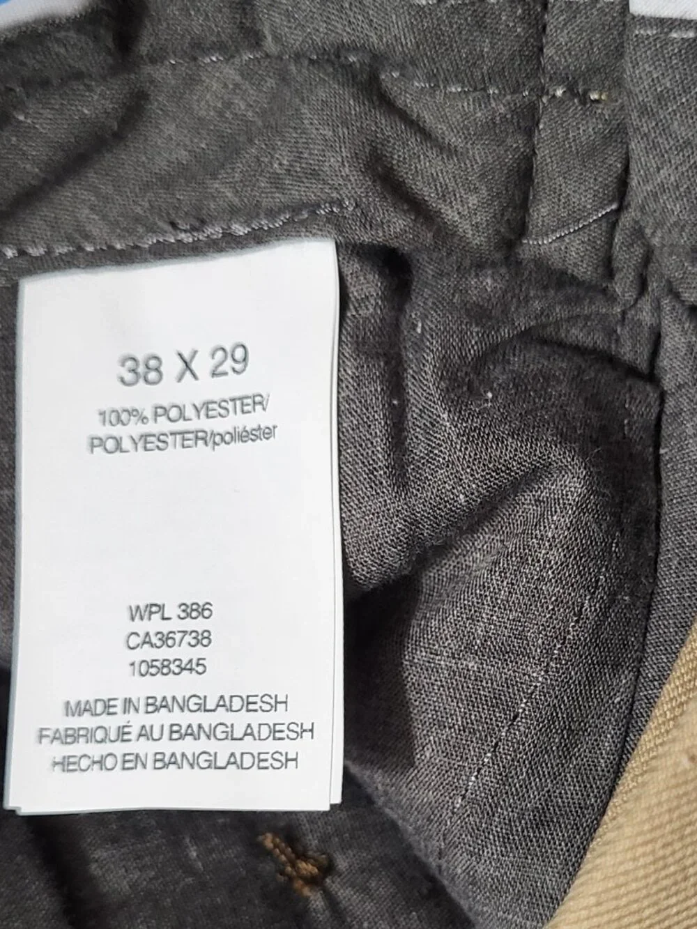 Haggar Cool 18, Mens khaki, 38W x 29L,  classic fit, pleaded